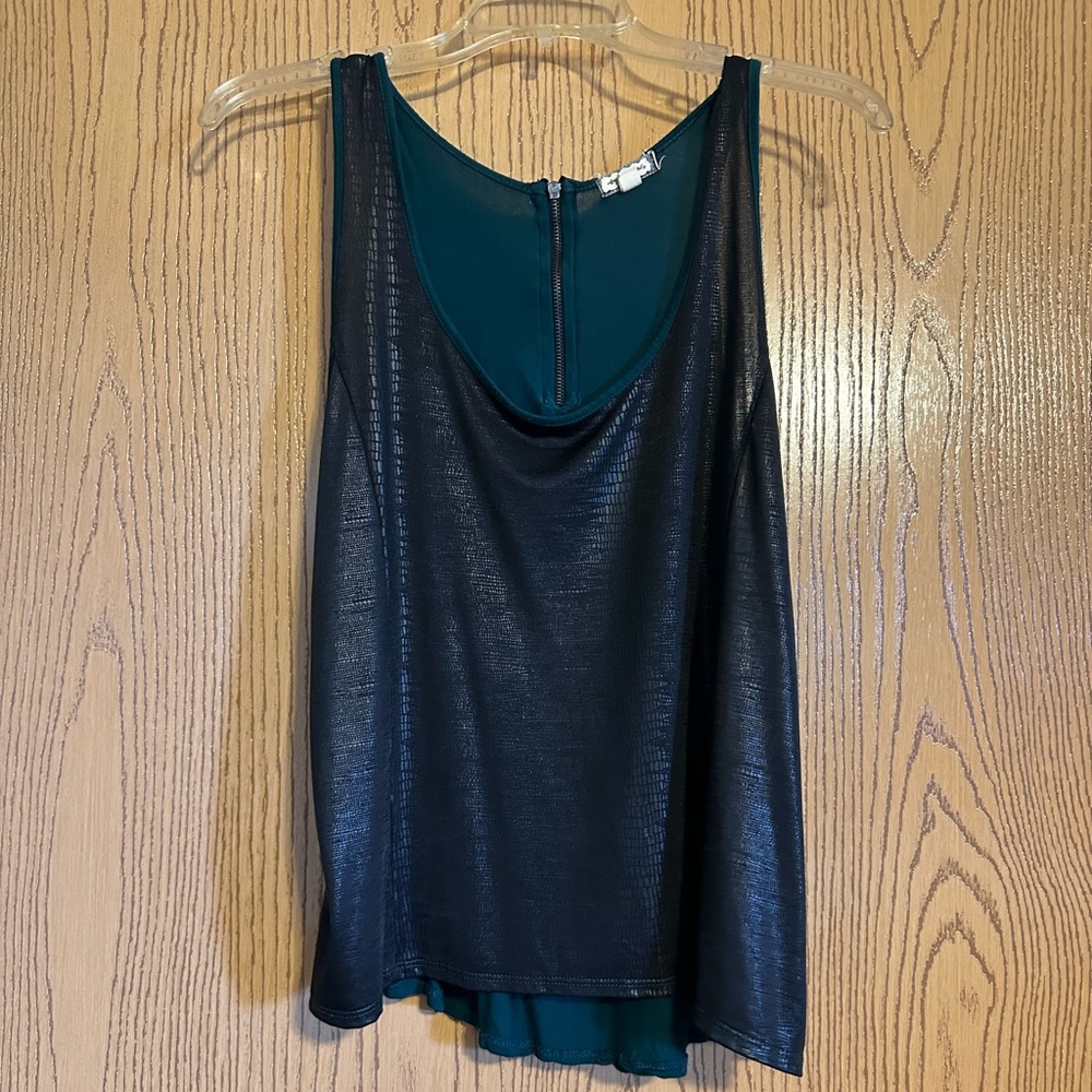 Flowy tank top with snake skin print front and navy blue/green back